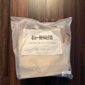 4th & Reckless Women's Tan Shoulder Bag